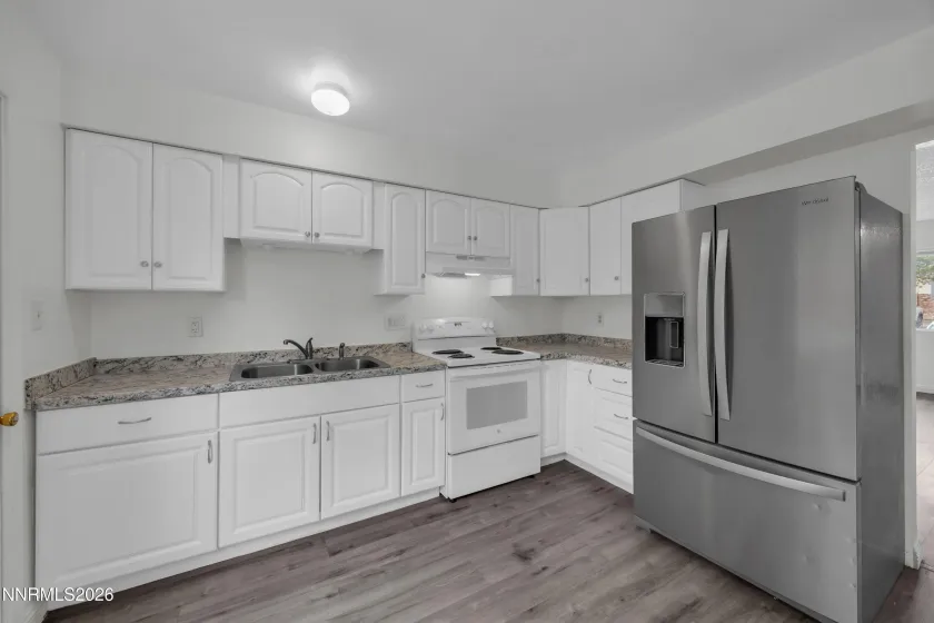 1414 9th, Reno, Nevada 89512, 2 Bedrooms Bedrooms, ,3 BathroomsBathrooms,Residential,Residential,9th,260005272