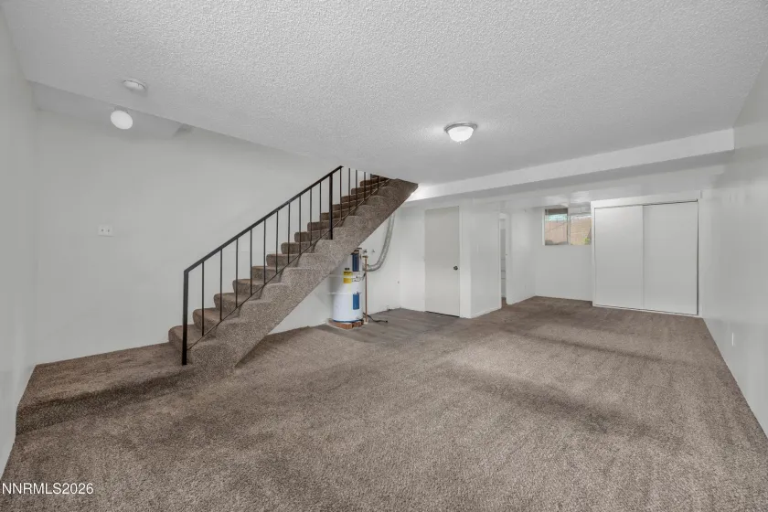 1414 9th, Reno, Nevada 89512, 2 Bedrooms Bedrooms, ,3 BathroomsBathrooms,Residential,Residential,9th,260005272