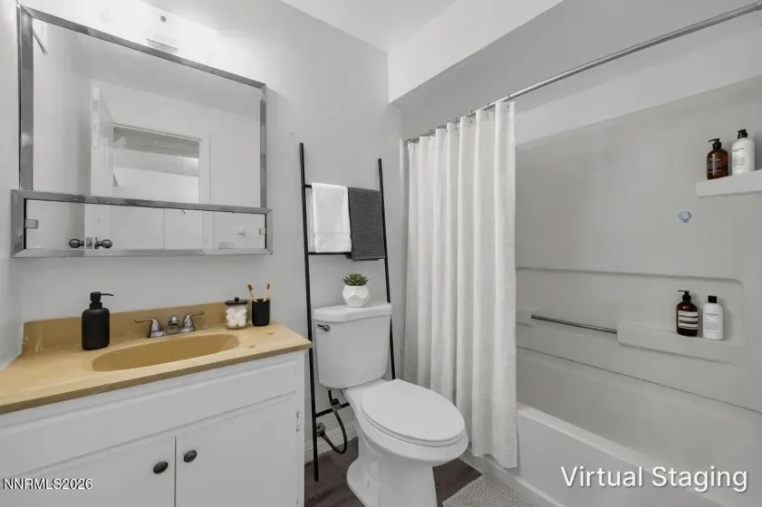 1414 9th, Reno, Nevada 89512, 2 Bedrooms Bedrooms, ,3 BathroomsBathrooms,Residential,Residential,9th,260005272