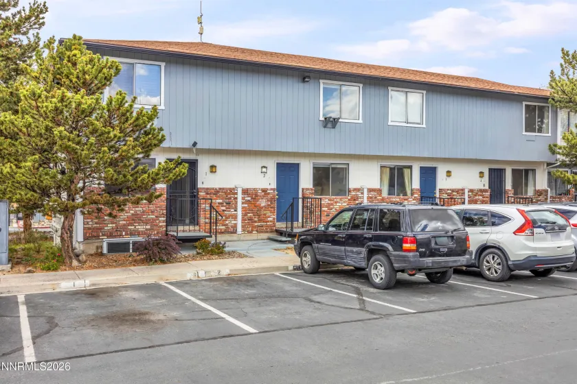 1414 9th, Reno, Nevada 89512, 2 Bedrooms Bedrooms, ,3 BathroomsBathrooms,Residential,Residential,9th,260005272