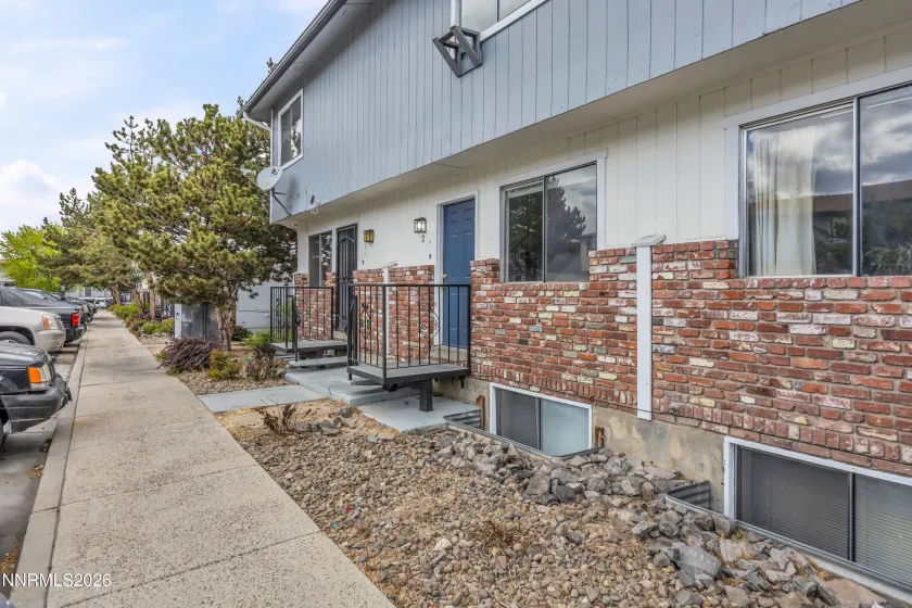 1414 9th, Reno, Nevada 89512, 2 Bedrooms Bedrooms, ,3 BathroomsBathrooms,Residential,Residential,9th,260005272