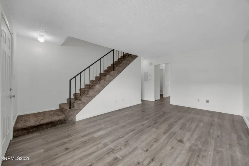 1414 9th, Reno, Nevada 89512, 2 Bedrooms Bedrooms, ,3 BathroomsBathrooms,Residential,Residential,9th,260005272