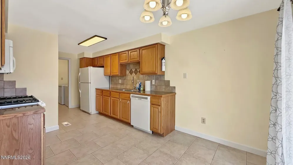 49 Condor Circle, Carson City, Nevada 89701, 3 Bedrooms Bedrooms, ,3 BathroomsBathrooms,Residential,Residential,Condor Circle,260005271