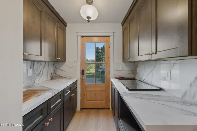 Utility Room, butlers pantry