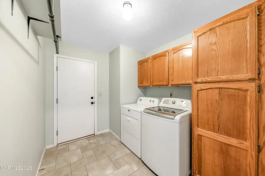 1065 Deena, Fallon, Nevada 89406, 3 Bedrooms Bedrooms, ,2 BathroomsBathrooms,Residential,Residential,Deena,260005275