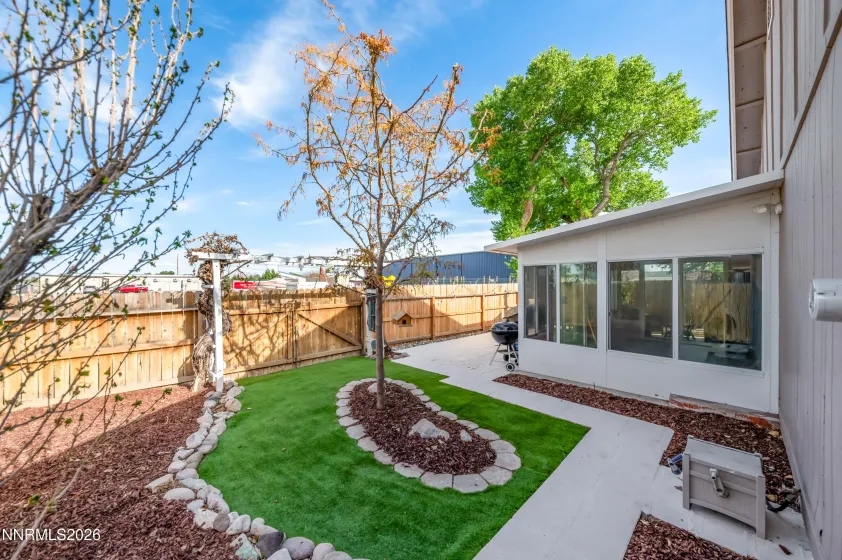 1065 Deena, Fallon, Nevada 89406, 3 Bedrooms Bedrooms, ,2 BathroomsBathrooms,Residential,Residential,Deena,260005275