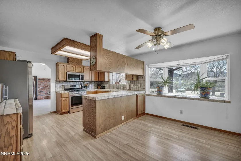 667 Marsh, Carson City, Nevada 89701, 3 Bedrooms Bedrooms, ,3 BathroomsBathrooms,Residential,Residential,Marsh,260005281