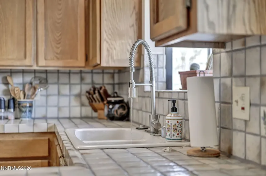 667 Marsh, Carson City, Nevada 89701, 3 Bedrooms Bedrooms, ,3 BathroomsBathrooms,Residential,Residential,Marsh,260005281