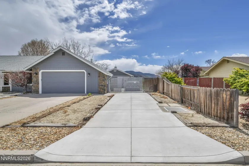 667 Marsh, Carson City, Nevada 89701, 3 Bedrooms Bedrooms, ,3 BathroomsBathrooms,Residential,Residential,Marsh,260005281