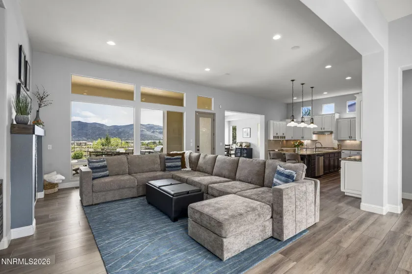 13340 Damonte View, Reno, Nevada 89511, 4 Bedrooms Bedrooms, ,4 BathroomsBathrooms,Residential,Residential,Damonte View,260005285