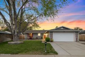 4201 Santa Maria, Reno, Nevada 89502, 3 Bedrooms Bedrooms, ,2 BathroomsBathrooms,Residential,Residential,Santa Maria,260005288
