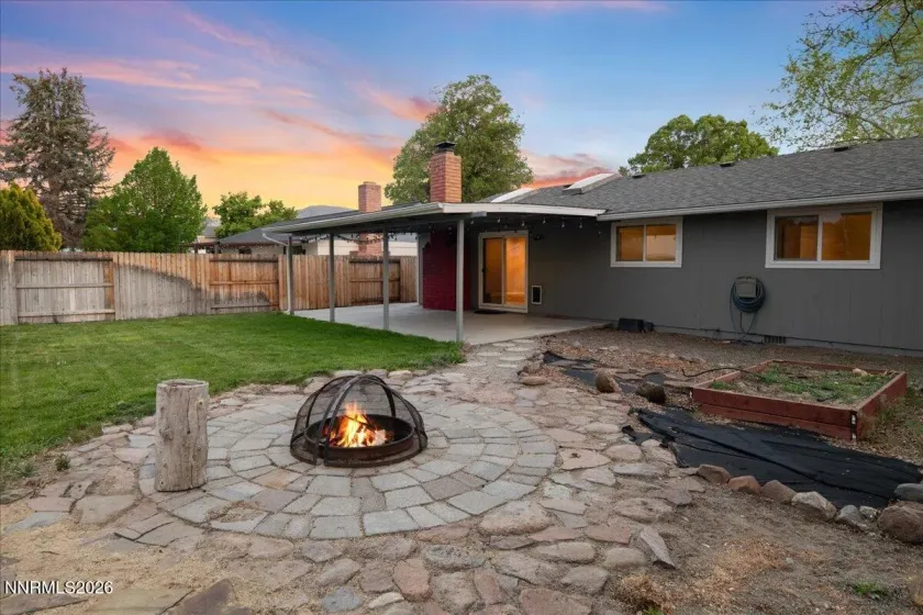 4201 Santa Maria, Reno, Nevada 89502, 3 Bedrooms Bedrooms, ,2 BathroomsBathrooms,Residential,Residential,Santa Maria,260005288