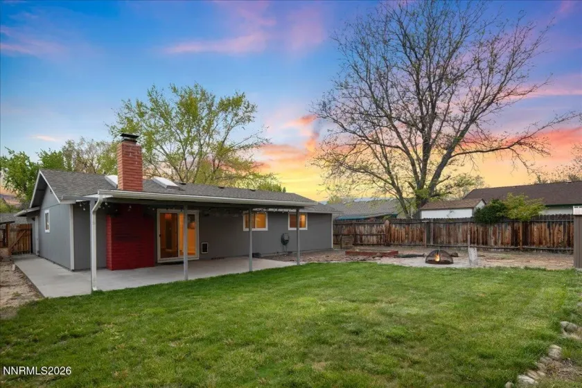 4201 Santa Maria, Reno, Nevada 89502, 3 Bedrooms Bedrooms, ,2 BathroomsBathrooms,Residential,Residential,Santa Maria,260005288
