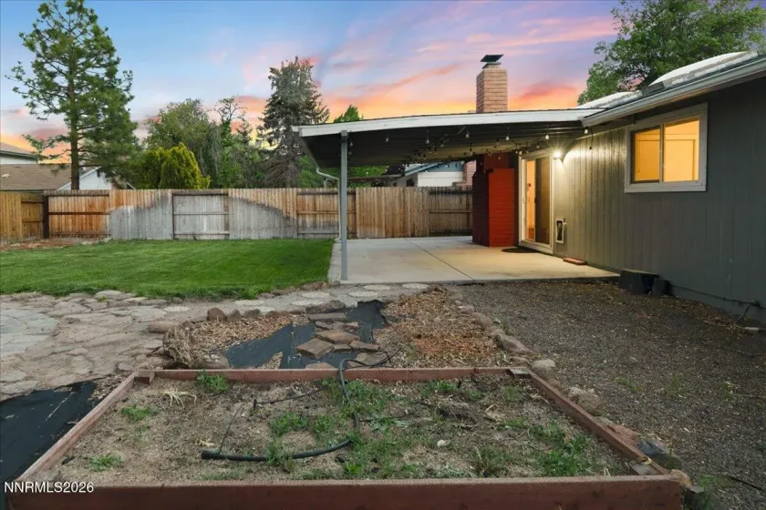 4201 Santa Maria, Reno, Nevada 89502, 3 Bedrooms Bedrooms, ,2 BathroomsBathrooms,Residential,Residential,Santa Maria,260005288