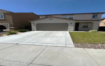 2042 Maradona, Sparks, Nevada 89436, 4 Bedrooms Bedrooms, ,3 BathroomsBathrooms,Residential Lease,Manufactured,Maradona,260005298