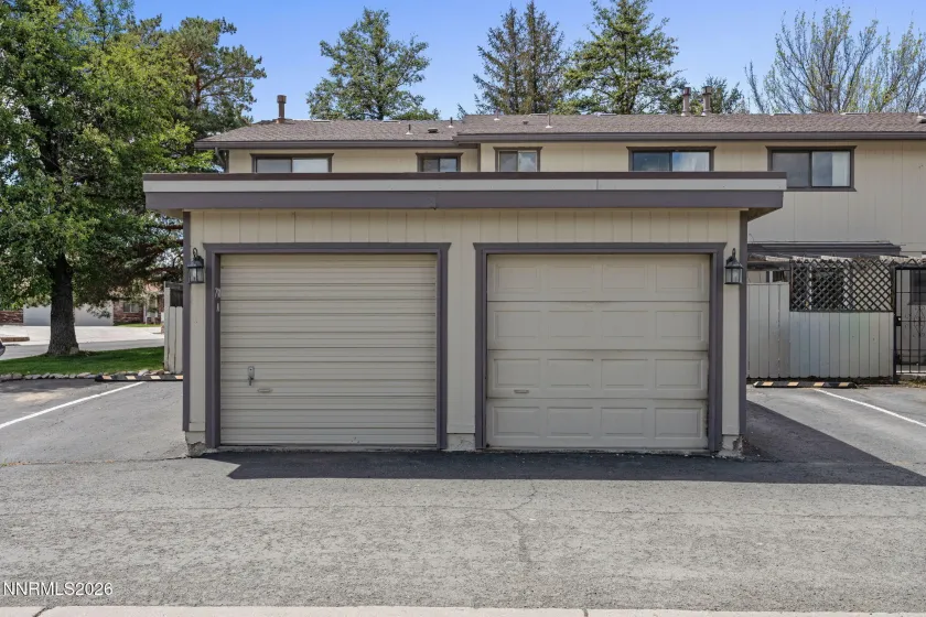 718 Travis, Carson City, Nevada 89701, 2 Bedrooms Bedrooms, ,3 BathroomsBathrooms,Residential,Residential,Travis,0,260005297