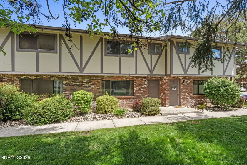 718 Travis, Carson City, Nevada 89701, 2 Bedrooms Bedrooms, ,3 BathroomsBathrooms,Residential,Residential,Travis,0,260005297