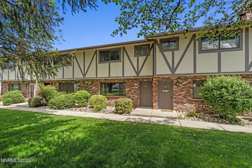 718 Travis, Carson City, Nevada 89701, 2 Bedrooms Bedrooms, ,3 BathroomsBathrooms,Residential,Residential,Travis,0,260005297