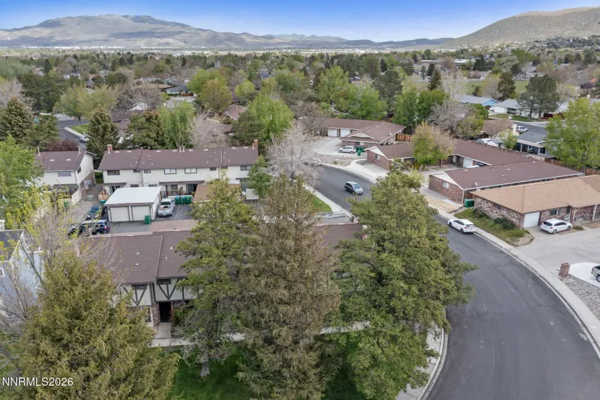 718 Travis, Carson City, Nevada 89701, 2 Bedrooms Bedrooms, ,3 BathroomsBathrooms,Residential,Residential,Travis,0,260005297