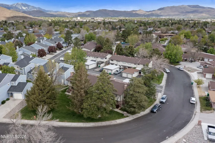 718 Travis, Carson City, Nevada 89701, 2 Bedrooms Bedrooms, ,3 BathroomsBathrooms,Residential,Residential,Travis,0,260005297