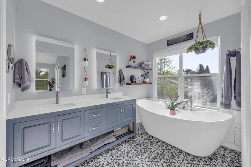 3065 Homewood, Reno, Nevada 89509, 3 Bedrooms Bedrooms, ,2 BathroomsBathrooms,Residential,Residential,Homewood,260005299