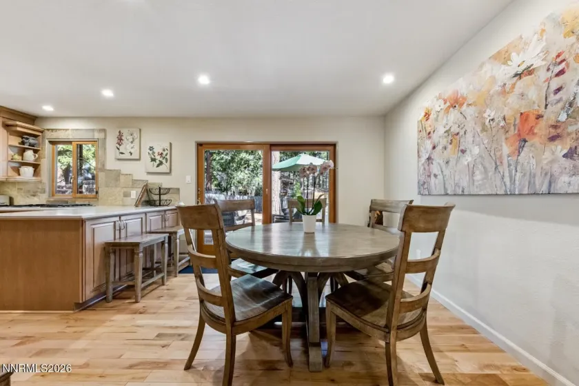575 Sugarpine, Incline Village, Nevada 89451, 4 Bedrooms Bedrooms, ,3 BathroomsBathrooms,Residential,Residential,Sugarpine,260005300