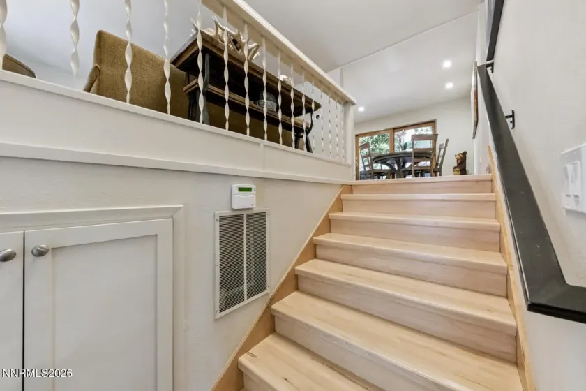 575 Sugarpine, Incline Village, Nevada 89451, 4 Bedrooms Bedrooms, ,3 BathroomsBathrooms,Residential,Residential,Sugarpine,260005300