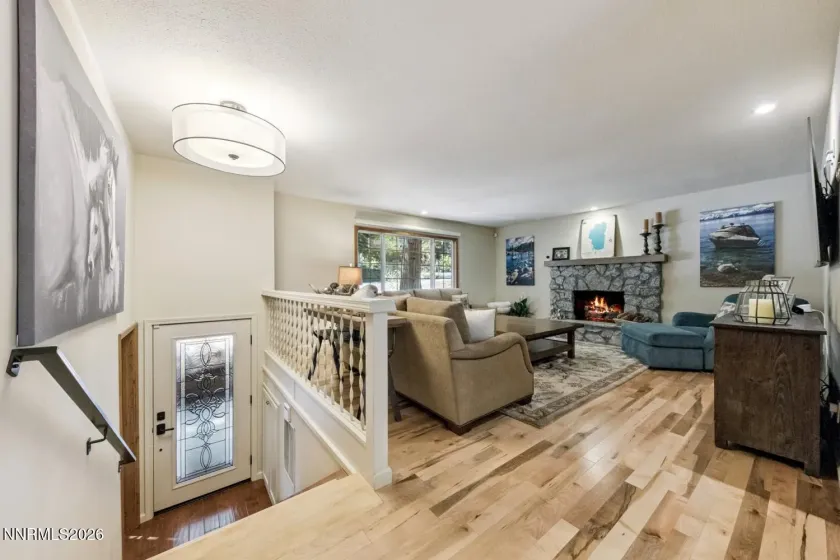 575 Sugarpine, Incline Village, Nevada 89451, 4 Bedrooms Bedrooms, ,3 BathroomsBathrooms,Residential,Residential,Sugarpine,260005300