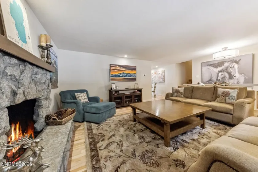 575 Sugarpine, Incline Village, Nevada 89451, 4 Bedrooms Bedrooms, ,3 BathroomsBathrooms,Residential,Residential,Sugarpine,260005300