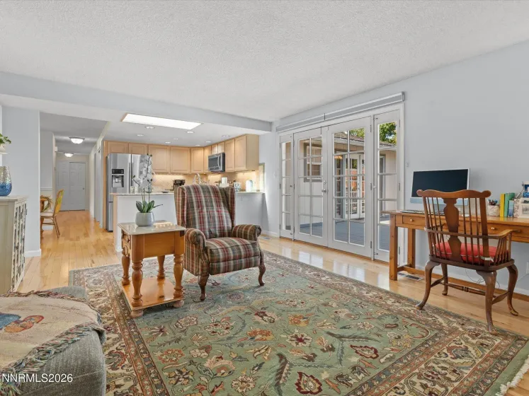 3881 Amador, Reno, Nevada 89502, 4 Bedrooms Bedrooms, ,2 BathroomsBathrooms,Residential,Residential,Amador,260005303