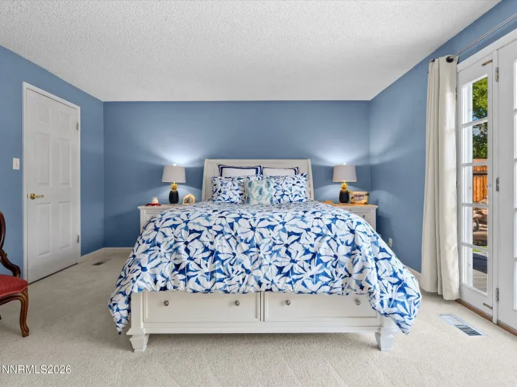 3881 Amador, Reno, Nevada 89502, 4 Bedrooms Bedrooms, ,2 BathroomsBathrooms,Residential,Residential,Amador,260005303