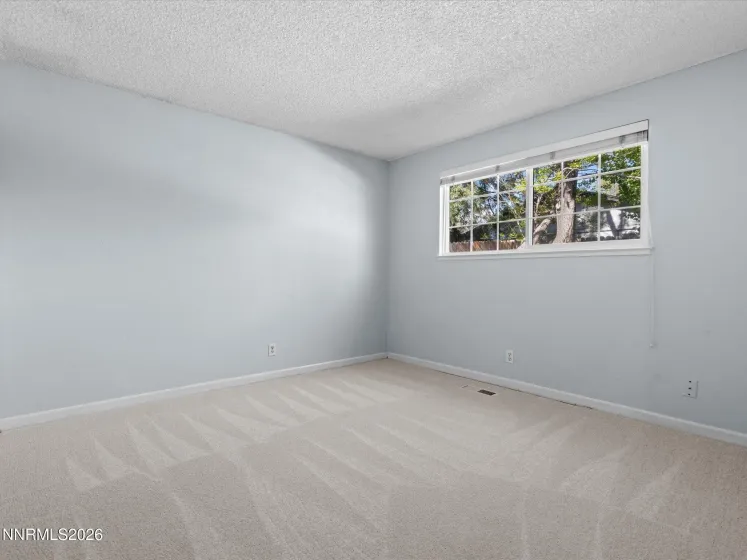 3881 Amador, Reno, Nevada 89502, 4 Bedrooms Bedrooms, ,2 BathroomsBathrooms,Residential,Residential,Amador,260005303