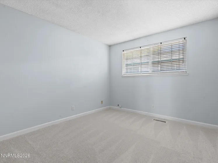 3881 Amador, Reno, Nevada 89502, 4 Bedrooms Bedrooms, ,2 BathroomsBathrooms,Residential,Residential,Amador,260005303