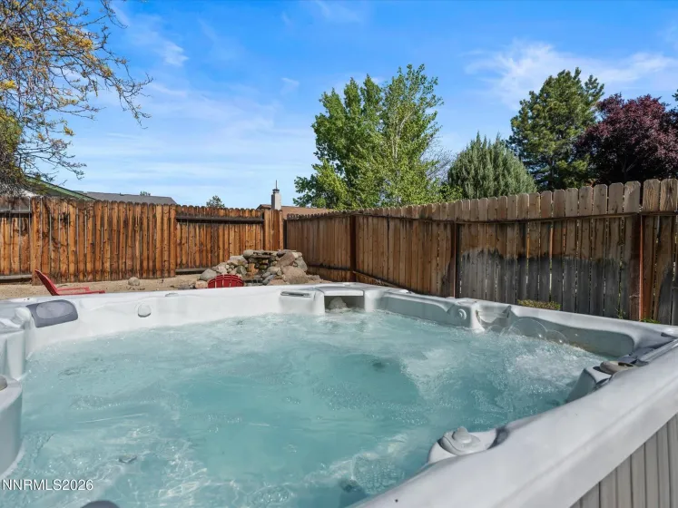 3881 Amador, Reno, Nevada 89502, 4 Bedrooms Bedrooms, ,2 BathroomsBathrooms,Residential,Residential,Amador,260005303