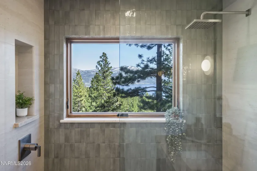 571 Dale, Incline Village, Nevada 89451, 5 Bedrooms Bedrooms, ,6 BathroomsBathrooms,Residential,Residential,Dale,260005307