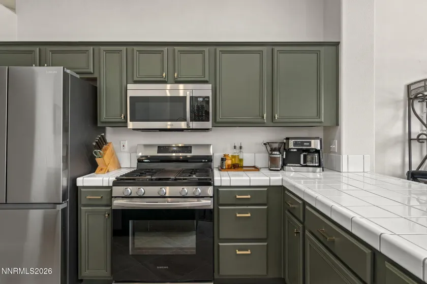 1447 Amston, Reno, Nevada 89511, 3 Bedrooms Bedrooms, ,2 BathroomsBathrooms,Residential,Residential,Amston,260005308