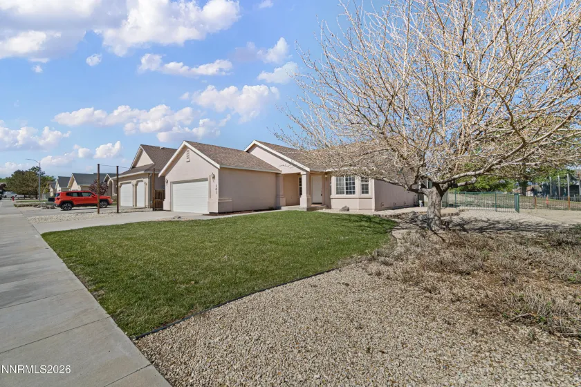 141 Desert Lakes, Fernley, Nevada 89408, 3 Bedrooms Bedrooms, ,2 BathroomsBathrooms,Residential,Residential,Desert Lakes,260005310