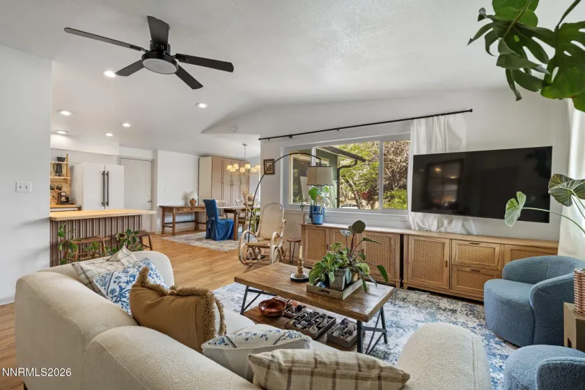 3929 Kings, Reno, Nevada 89503, 3 Bedrooms Bedrooms, ,2 BathroomsBathrooms,Residential,Residential,Kings,260005312