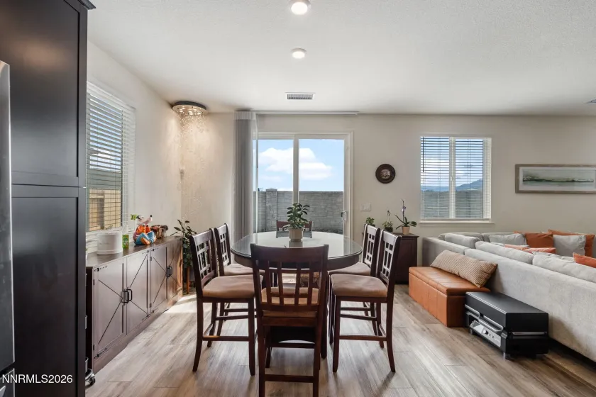 1895 Boundary Peak, Carson City, Nevada 89701, 4 Bedrooms Bedrooms, ,3 BathroomsBathrooms,Residential,Residential,Boundary Peak,260005314