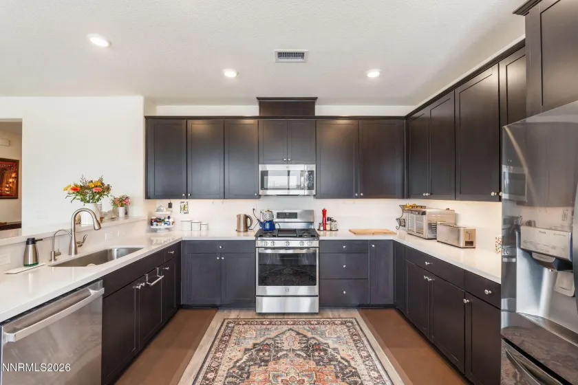 1895 Boundary Peak, Carson City, Nevada 89701, 4 Bedrooms Bedrooms, ,3 BathroomsBathrooms,Residential,Residential,Boundary Peak,260005314