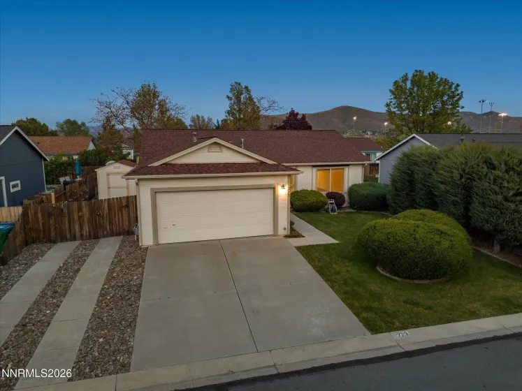 1273 Figuero, Carson City, Nevada 89701, 3 Bedrooms Bedrooms, ,2 BathroomsBathrooms,Residential,Residential,Figuero,260005316