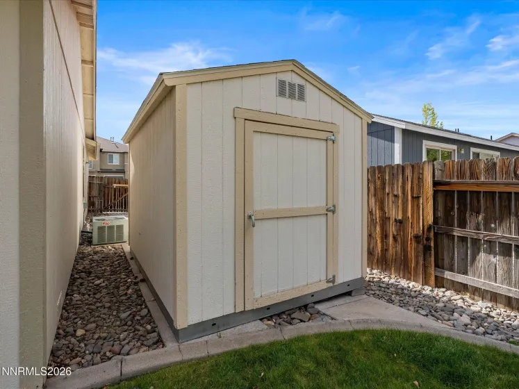 1273 Figuero, Carson City, Nevada 89701, 3 Bedrooms Bedrooms, ,2 BathroomsBathrooms,Residential,Residential,Figuero,260005316
