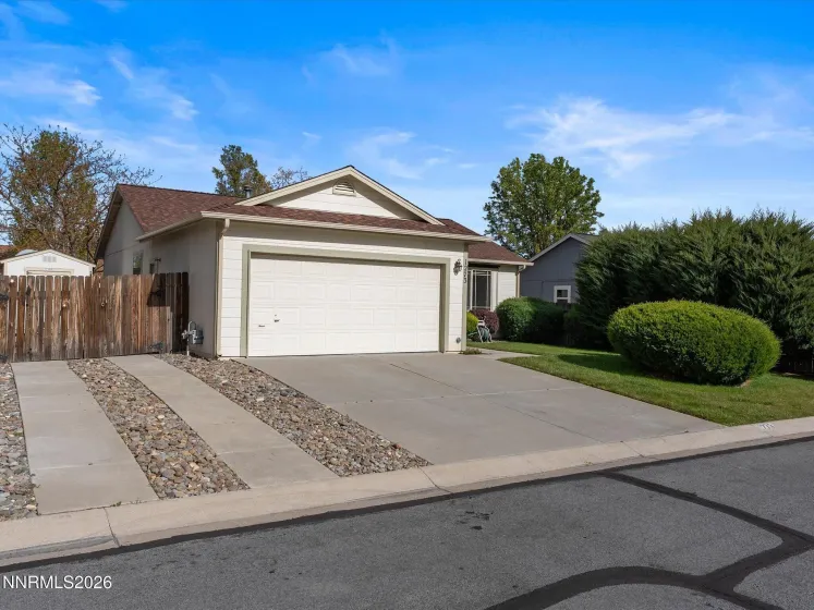 1273 Figuero, Carson City, Nevada 89701, 3 Bedrooms Bedrooms, ,2 BathroomsBathrooms,Residential,Residential,Figuero,260005316