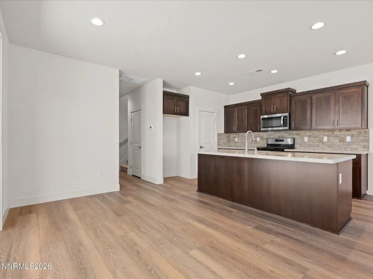 1371 Vine Gate, Carson City, Nevada 89701, 3 Bedrooms Bedrooms, ,3 BathroomsBathrooms,Residential,Residential,Vine Gate,0,260005319