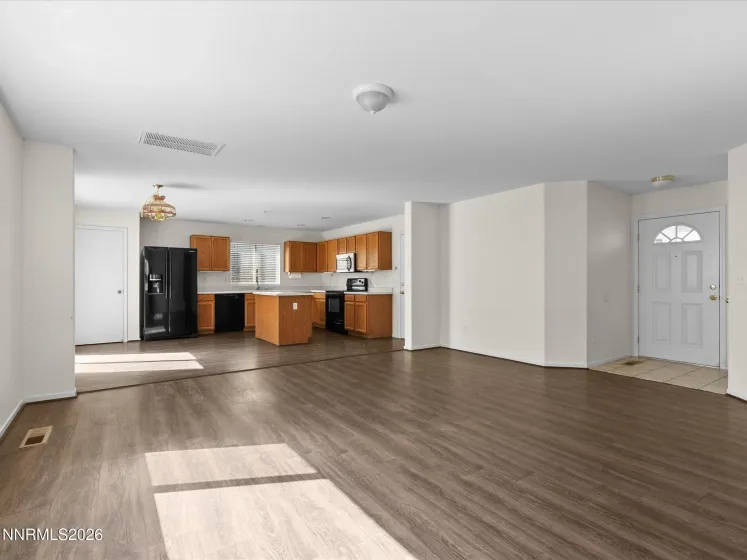 8620 Winding Creek, Reno, Nevada 89506, 3 Bedrooms Bedrooms, ,3 BathroomsBathrooms,Residential,Residential,Winding Creek,260005318