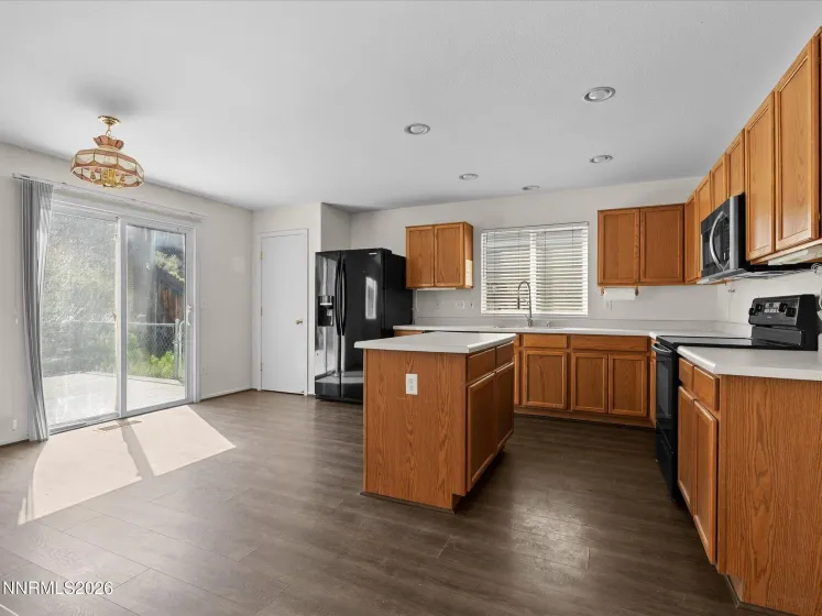 8620 Winding Creek, Reno, Nevada 89506, 3 Bedrooms Bedrooms, ,3 BathroomsBathrooms,Residential,Residential,Winding Creek,260005318