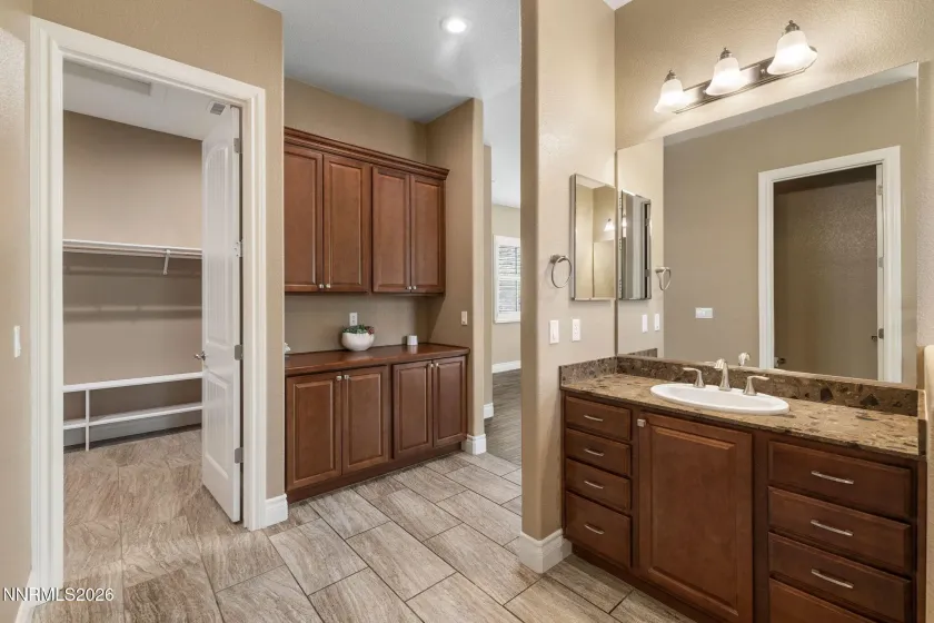 2295 Roanoke, Reno, Nevada 89523, 5 Bedrooms Bedrooms, ,3 BathroomsBathrooms,Residential,Residential,Roanoke,260005321