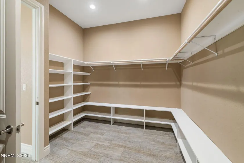 2295 Roanoke, Reno, Nevada 89523, 5 Bedrooms Bedrooms, ,3 BathroomsBathrooms,Residential,Residential,Roanoke,260005321