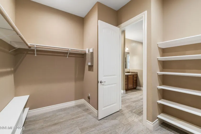 2295 Roanoke, Reno, Nevada 89523, 5 Bedrooms Bedrooms, ,3 BathroomsBathrooms,Residential,Residential,Roanoke,260005321