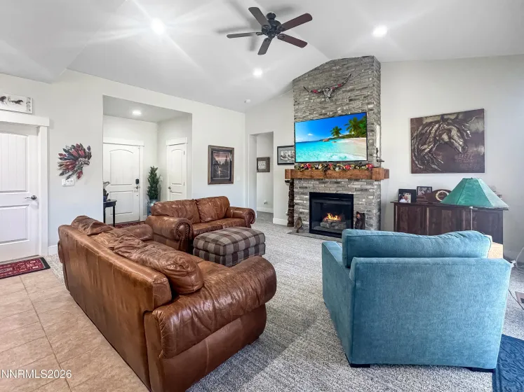 5146 Schreiner, Winnemucca, Nevada 89445, 3 Bedrooms Bedrooms, ,2 BathroomsBathrooms,Residential,Residential,Schreiner,260005330